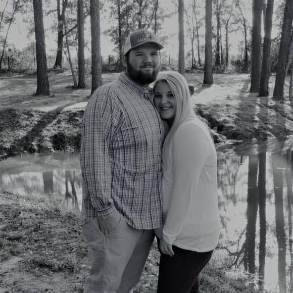 Meet your Posher, Danielle - Picture 1 of 1